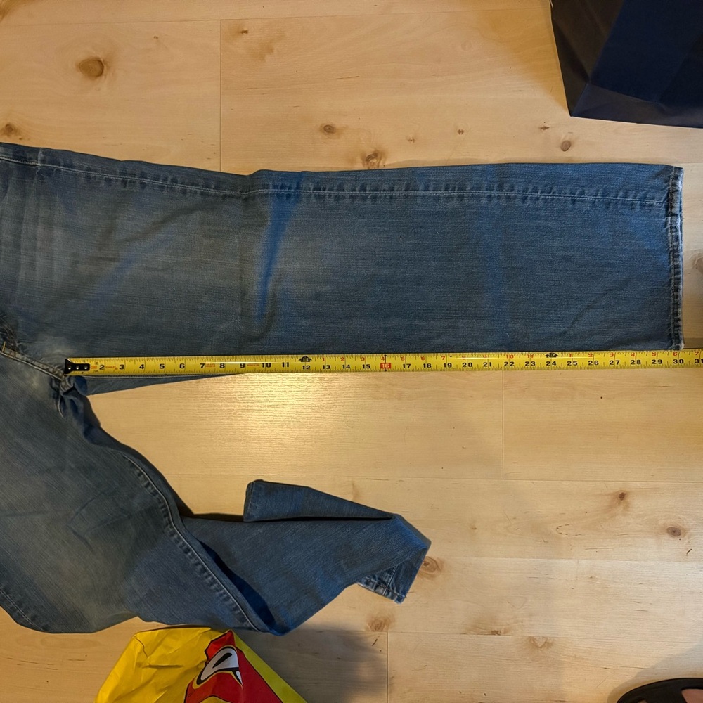 Lucky Brand lowrise bootleg jeans (32, classic blue) - Picture 7 of 11